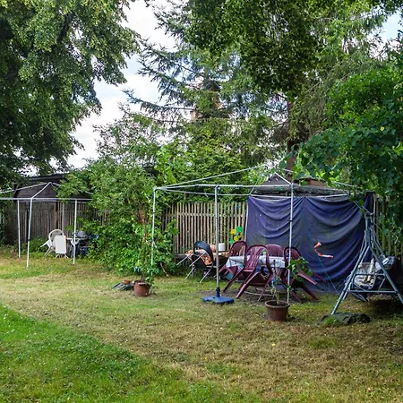 Pl, Eng, De - Preiswerte & Vollmoeblierte 3-zimmer-wohnung Fuer Handwerker, 5 Einzelne Betten, Zuhause Auf Zeit! Apartment *