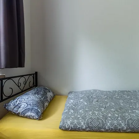 Handwerker-apartment In 3 Zimmer, 5 Einzelbetten, Optimale Lage Leipzig